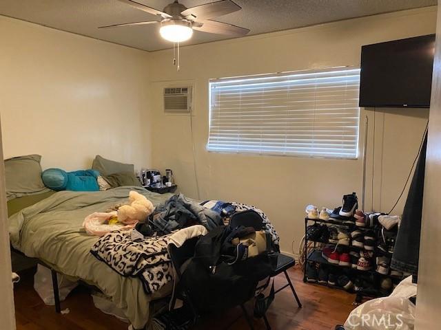 514 W 102nd, Los Angeles, CA 90044 - photo 15