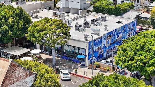 1067 N Wilton Pl, Los Angeles, CA 90038 - drone / aerial view