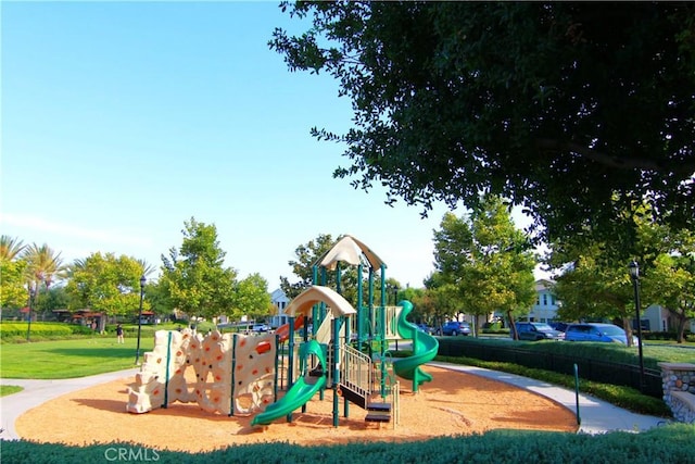 629 E Gardenia Dr, Azusa, CA 91702 - communal playground featuring a lawn
