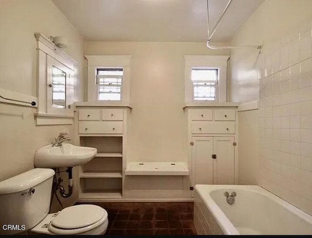 1165 N Lake Ave, Pasadena, CA 91104 - bathroom featuring plenty of natural light