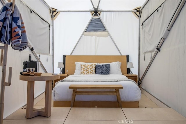 6640 Mount Shasta Ave, Joshua Tree, CA 92252 - view of tiled bedroom