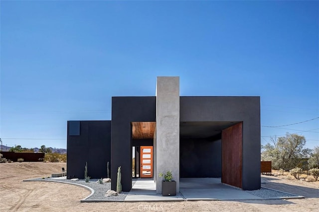 6640 Mount Shasta Ave, Joshua Tree, CA 92252 - view of front of property with stucco siding