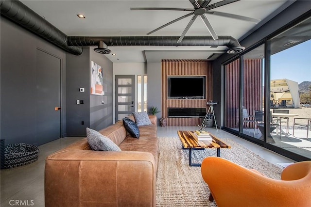6640 Mount Shasta Ave, Joshua Tree, CA 92252 - living room with a ceiling fan