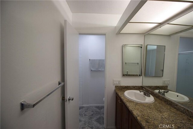 1001 W Macarthur Blvd, Santa Ana, CA 92707