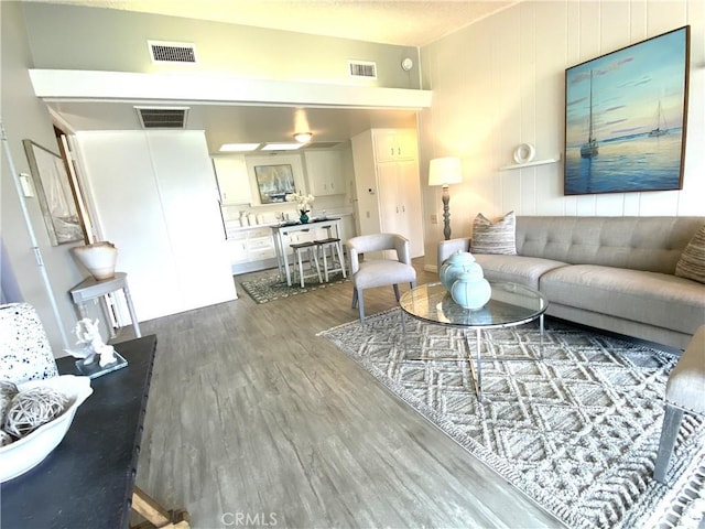 1441 Monterey Rd Unit M2-61J, Seal Beach, CA 90740 - living area with dark wood-style floors