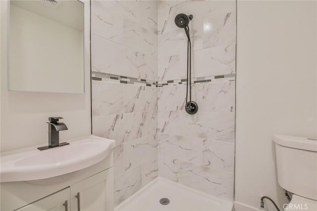 1962 E 114th St, Los Angeles, CA 90059 - bathroom with tiled shower and vanity