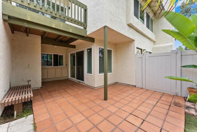 155 Countrywood Ln, Encinitas, CA 92024 - view of patio / terrace with a gate