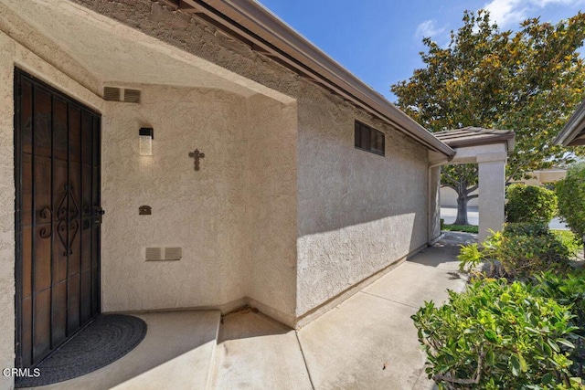 116 La Veta Dr, Camarillo, CA 93012 - entrance to property with stucco siding