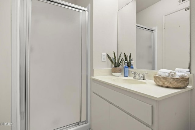 13208 Village 13 Unit 13, Camarillo, CA 93012 - full bath featuring a stall shower and vanity