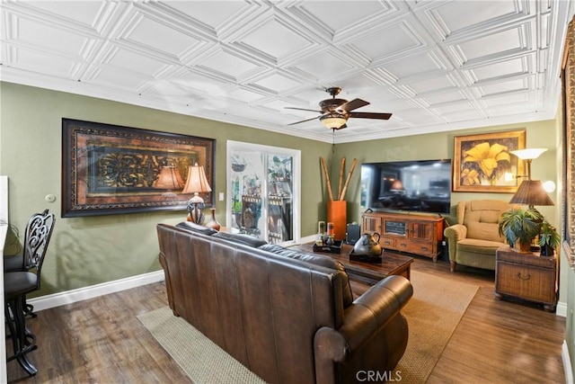 1943 Horseshoe Cir, Placentia, CA 92870 - living room with a ceiling fan, wood finished floors, and an ornate ceiling