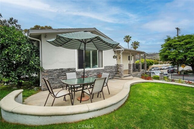 1413 Avenida De La Estrella, San Clemente, CA 92672 - view of patio featuring outdoor dining area