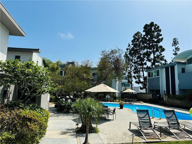 4723 La Villa Marina Unit F, Marina Del Rey, CA 90292 - community pool featuring a patio area