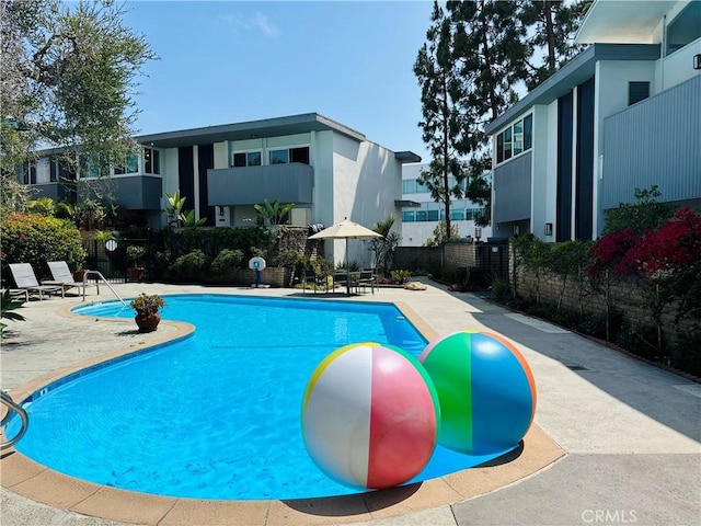 4723 La Villa Marina Unit F, Marina Del Rey, CA 90292 - community pool featuring a patio