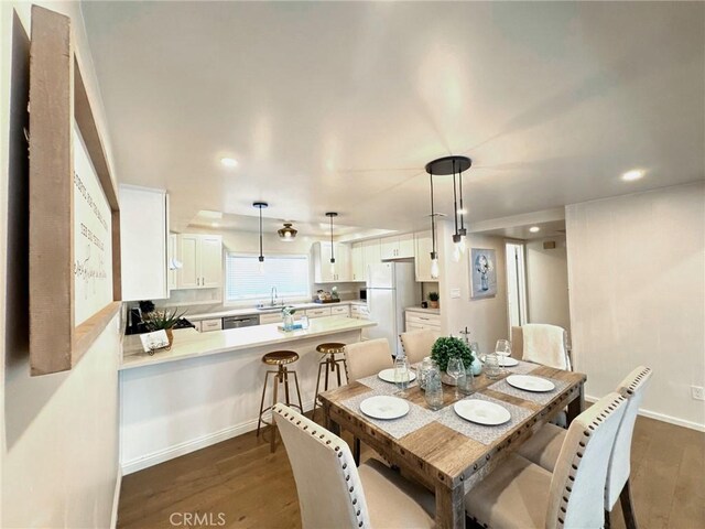4723 La Villa Marina Unit F, Marina Del Rey, CA 90292 - dining room featuring dark wood finished floors and recessed lighting