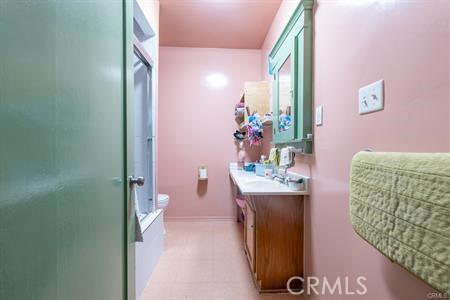 3025 Edgehill Dr, Los Angeles, CA 90018 - photo 15