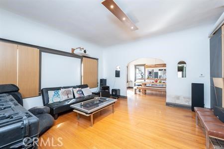 3025 Edgehill Dr, Los Angeles, CA 90018 - photo 4