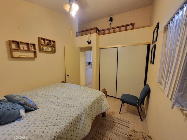 5566 Oleta Rd, Landers, CA 92285 - bedroom with light wood-style flooring and a closet