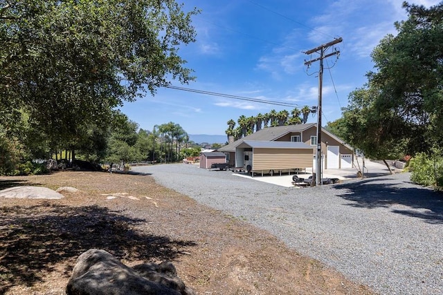 10166 Rancho Roble Rd, Escondido, CA 92026 - view of dirt / gravel driveway