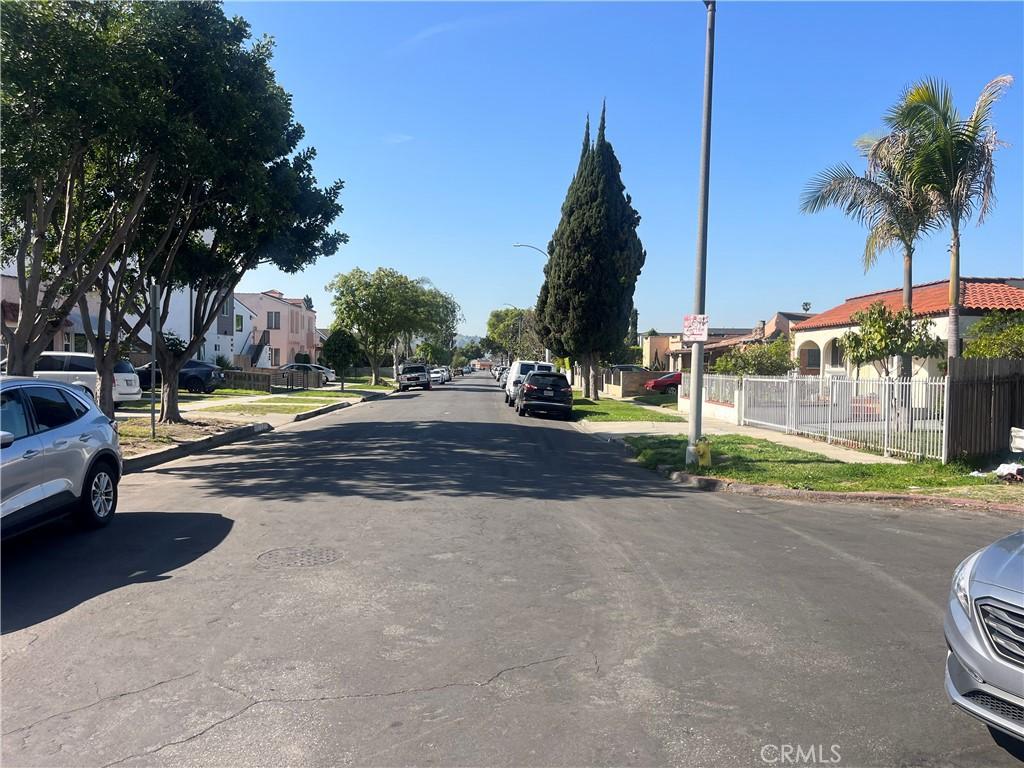 1800 Carmona Ave, Los Angeles, CA 90019 - photo 4