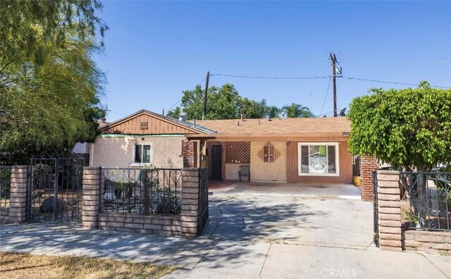 604 Woodworth St, San Fernando, CA 91340 - photo 2