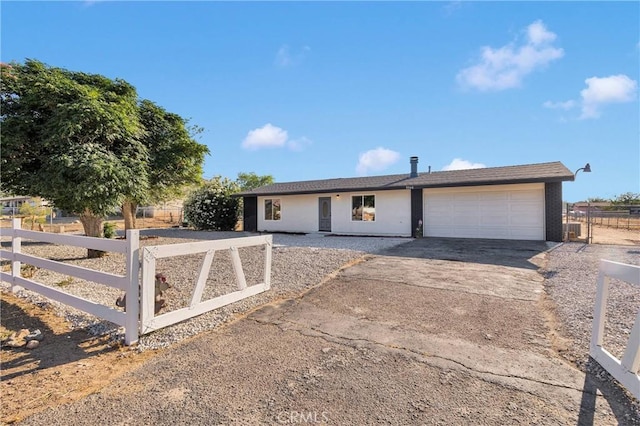 9546 San Pablo Ave, Hesperia, CA 92345 - single story home featuring asphalt driveway and a garage