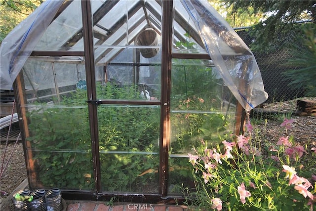 32383 Pine Manor Ln Unit 634, Running Springs, CA 92382 - detailed view of a greenhouse