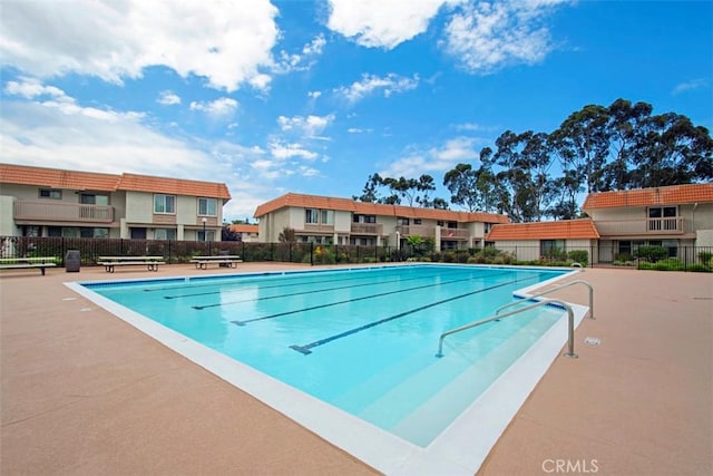 2811 Via Topacio, Carlsbad, CA 92010 - view of community pool
