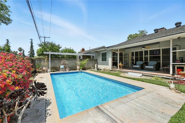 7604 Forest Ave, Whittier, CA 90602 - view of pool featuring a patio area, a fenced backyard, and a ceiling fan