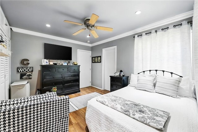 7604 Forest Ave, Whittier, CA 90602 - bedroom with light wood-style floors, crown molding, recessed lighting, and ceiling fan