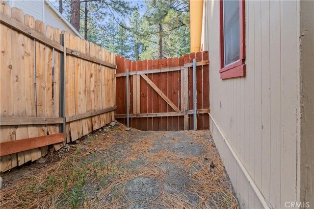 1777 Sparrow Rd, Wrightwood, CA 92397 - view of patio