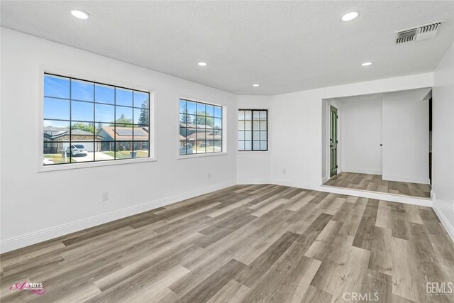 5801 Cedar Falls Dr, Bakersfield, CA 93306 - photo 10