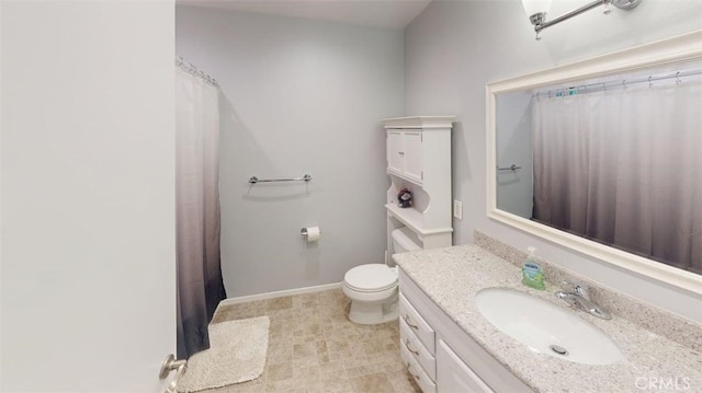21602 Figueroa St Unit 25, Carson, CA 90745 - bathroom featuring vanity and curtained shower
