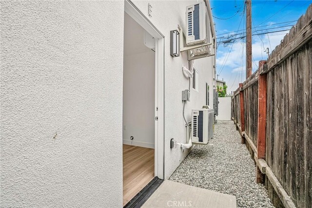 134 E Market St, Long Beach, CA 90805 - photo 12