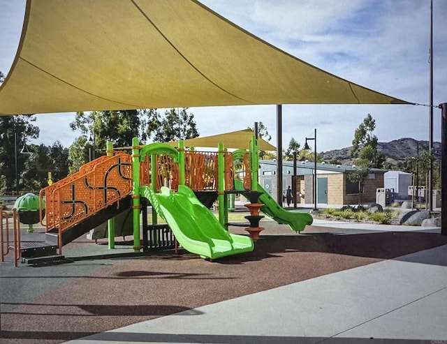 35188 Orchard Trl, Fallbrook, CA 92028 - view of community play area