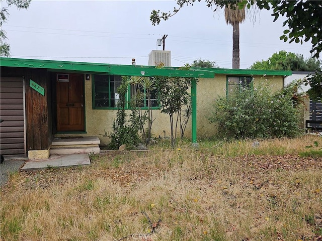 8423 Mammoth Ave, Panorama City, CA 91402 - view of front of property with stucco siding and a chimney
