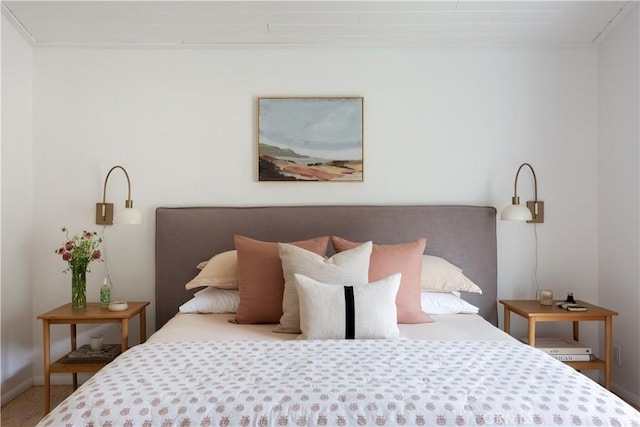 2000 Baldwin Lake Rd, Big Bear City, CA 92314 - bedroom with baseboards