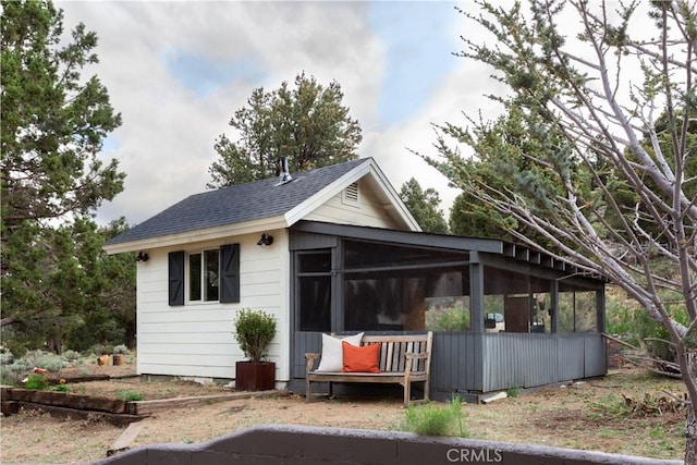 2000 Baldwin Lake Rd, Big Bear City, CA 92314 - view of front of house with a sunroom