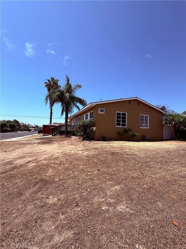 2616 N King St, Bakersfield, CA 93305 - view of side of home