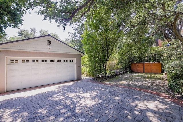 2450 Hermosita Dr, Glendale, CA 91208 - garage featuring decorative driveway