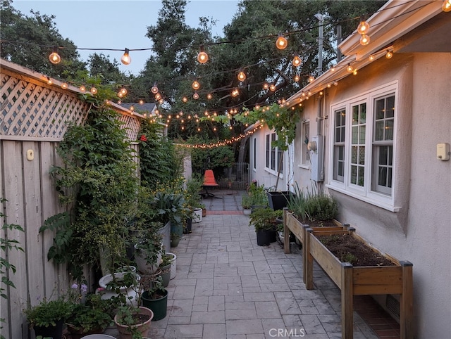 2450 Hermosita Dr, Glendale, CA 91208 - view of patio