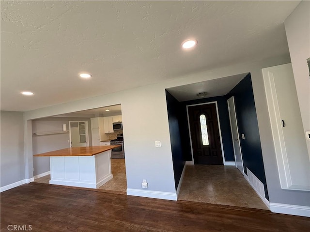4561 Mimosa Dr, Yorba Linda, CA 92886 - entryway featuring wood finished floors and recessed lighting