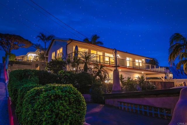 231 5th St, Encinitas, CA 92024 - view of front of property featuring a balcony
