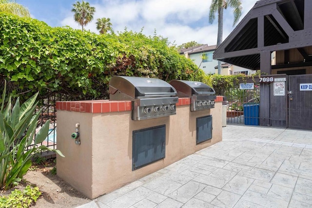 7988 Mission Center Ct Unit H, San Diego, CA 92108 - view of patio with area for grilling