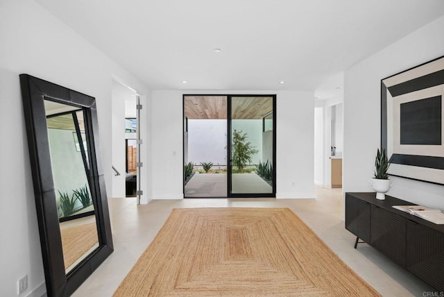 2052 Montgomery Ave, Cardiff By The Sea, CA 92007 - hall featuring recessed lighting