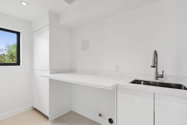 2052 Montgomery Ave, Cardiff By The Sea, CA 92007 - laundry area featuring baseboards and recessed lighting