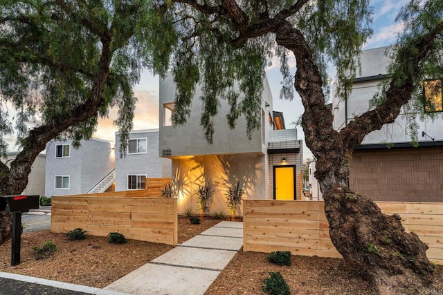 2058 Montgomery Ave, Cardiff By The Sea, CA 92007 - contemporary home with stucco siding and stairs