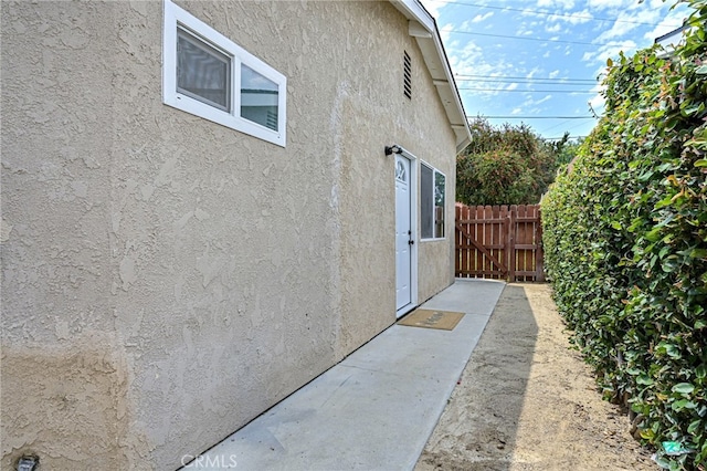 4781 Kona Kove Way, Yorba Linda, CA 92886 - view of side of home with stucco siding