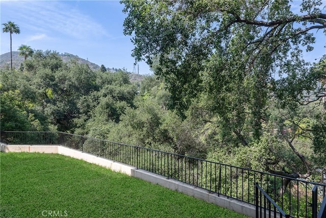 2982 Edgewick Rd, Glendale, CA 91206 - view of yard