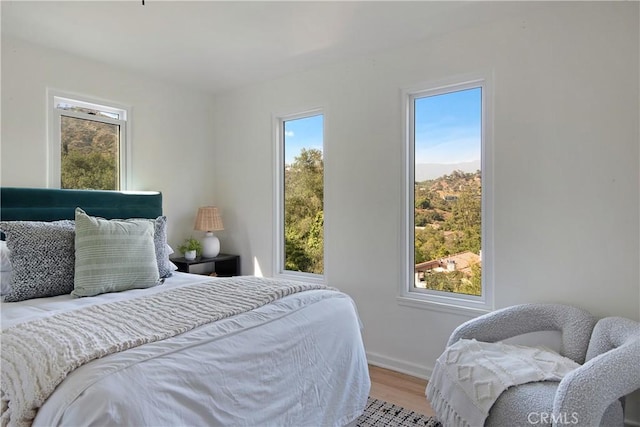 2982 Edgewick Rd, Glendale, CA 91206 - bedroom featuring wood finished floors and baseboards