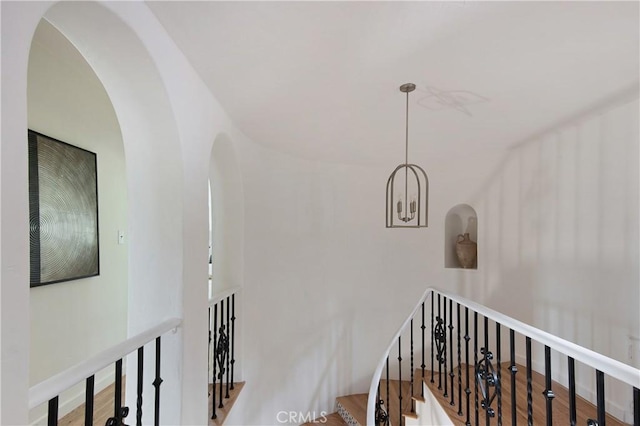 2982 Edgewick Rd, Glendale, CA 91206 - corridor with an upstairs landing and arched walkways